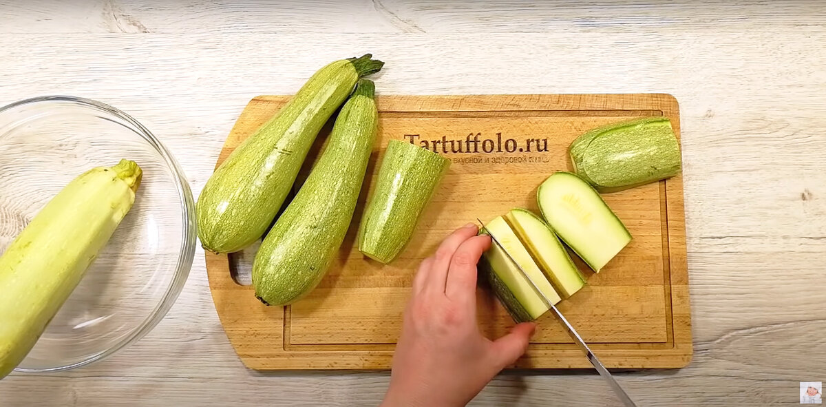 Как я готовлю хрустящую закуску из кабачков ??