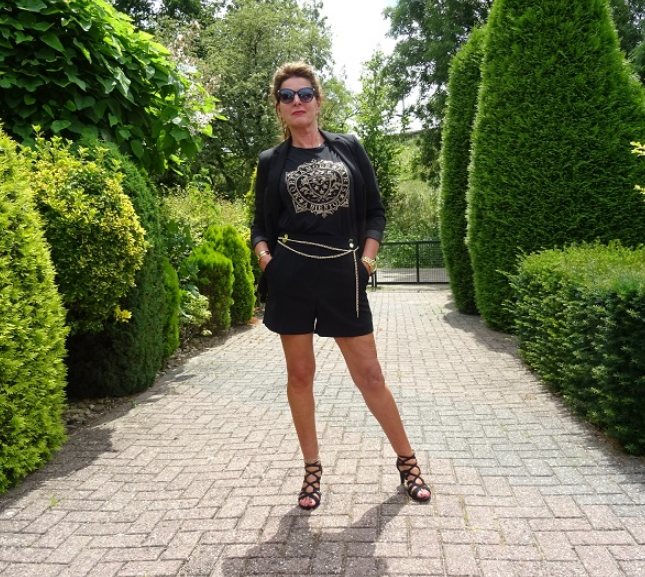 Фото: https://nancysfashionstyle.com