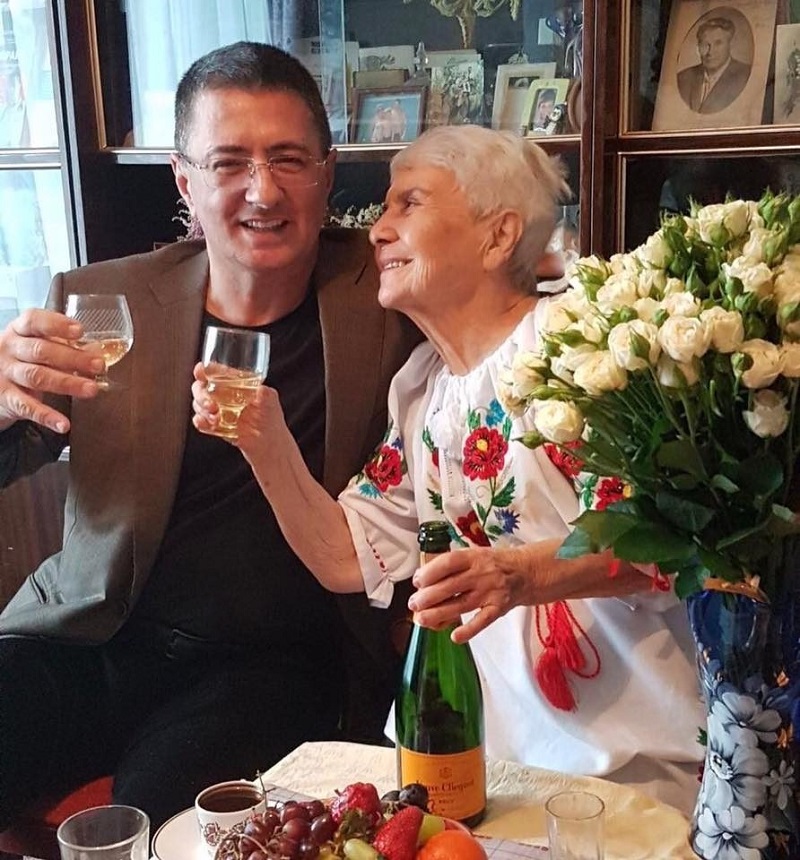 ЛУЧШИЕ СОВЕТЫ ДЛЯ ЗДОРОВОГО ДОЛГОЛЕТИЯ ОТ 90-ЛЕТНЕЙ МАМЫ ЗНАМЕНИТОГО ДОКТОРА МЯСНИКОВА