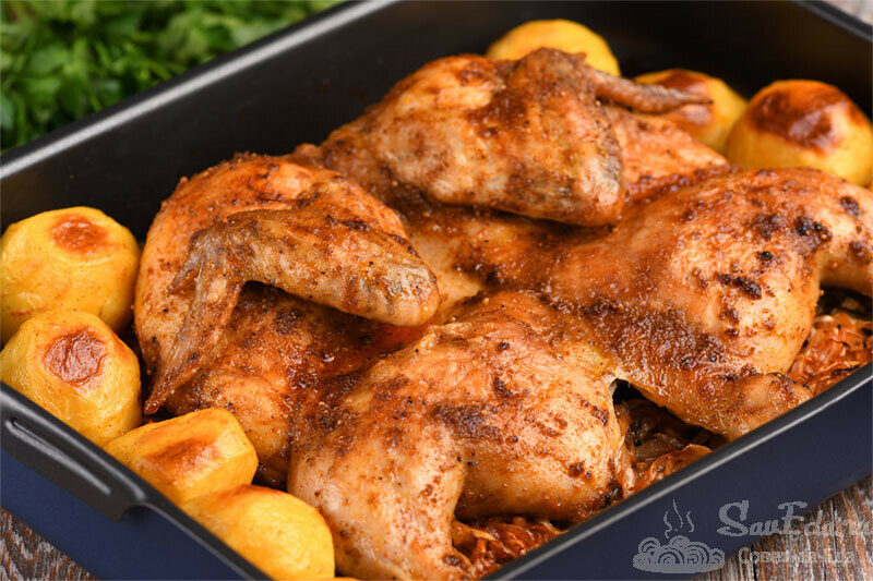 Курица целиком с капустой и картошкой простым способом (рецепт с фото)