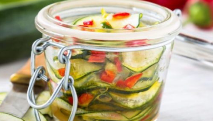 Вкуснейшие маринованные кабачки быстрого приготовления для любителей остренького Вкуснейшие маринованные кабачки быстрого приготовления для любителей остренького