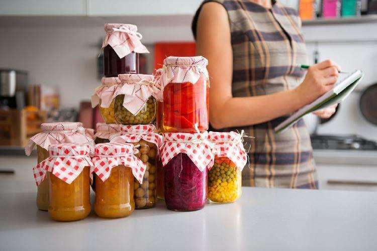 Овощи, мясо и крупы: как сохранить продукты свежими зимой на балконе Овощи, мясо и крупы: как сохранить продукты свежими зимой на балконе