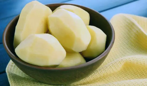 Сырой картофель для идеальной кожи лица: 5 способов применения