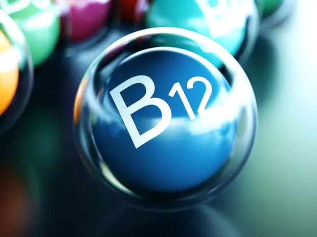 Польза, дефицит и источники витамина B12