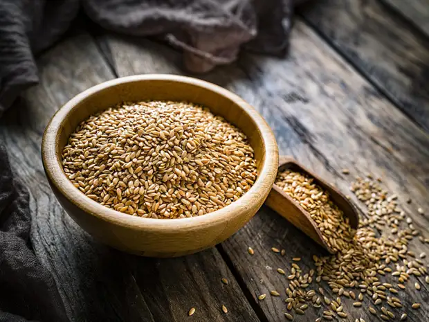 Продукты, которые помогут остановить выпадение волос